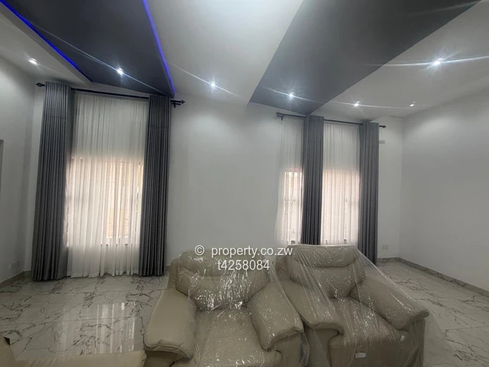 Borrowdale Quinngton house to rent  (Sole Mandate)