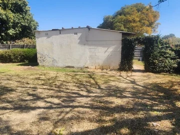 Commercial & Industrial Land