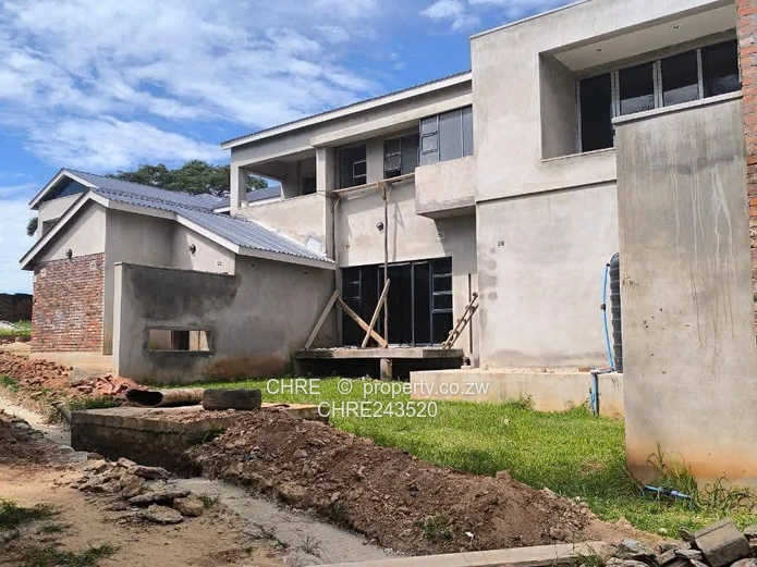 Gletwin House For Sale