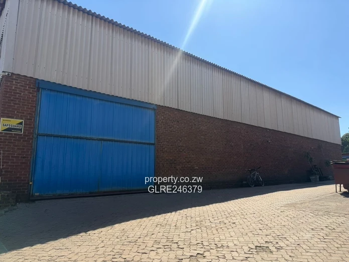 360sqm Ardbennie Warehouse for Rent — Roller Doors & Borehole
