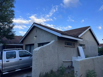 6 Bedroom House