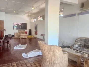 Shop & Retail Property