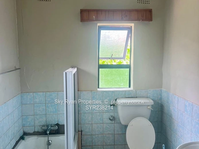 Zimre Park House For Sale