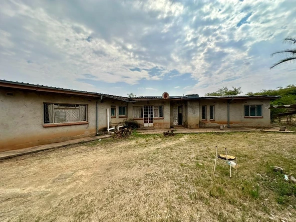 Stands & Residential Land