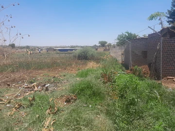 Stands & Residential Land