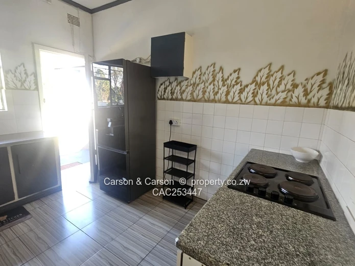 Stylish Fully Furnished 2-Bed Avondale Flat (Sole Mandate)