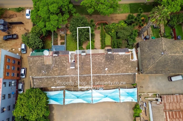 Fully Furnished 3 Bedrooms Garden Flat