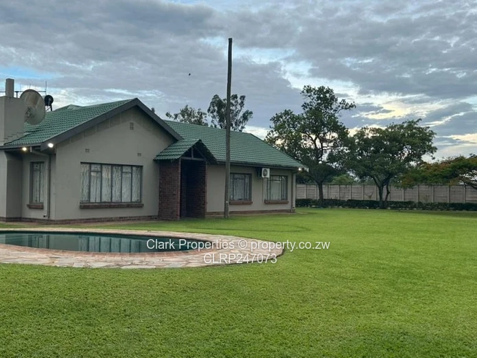 Expansive 4-Acre Property, Smallholding Lifestyle