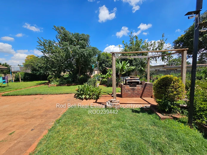 Neat 3-bedroom home in quiet neighborhood