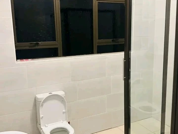 6 Bedroom House