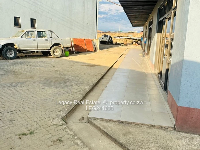 Fully Equipped Industrial Property Available in Southlea Park