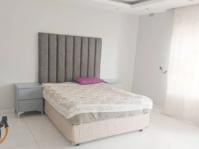 Luxurious 5-Bedroom House in Sandton Phase 1  with Clean Title