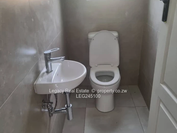 Exquisitely Renovated Home In Prime Mandara