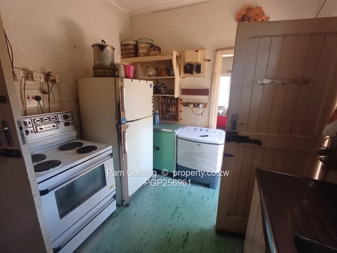 3 Bedroom family home for sale in Morningside