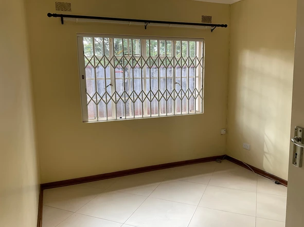 3 Bedroom Garden Flat
