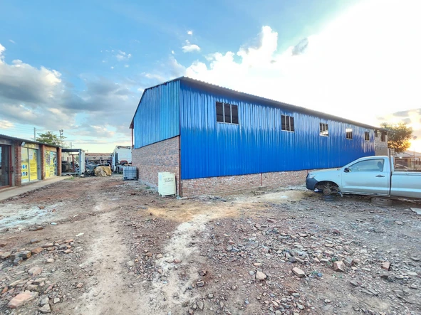Warehouse & Factory
