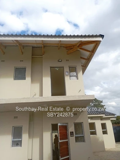 Ashdown Park - Monowood Gardens (Gated Complex)