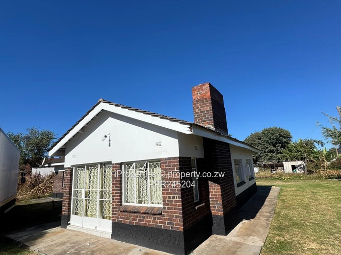 Avondale Office: Secure Brick Unit with Garden & Tiles