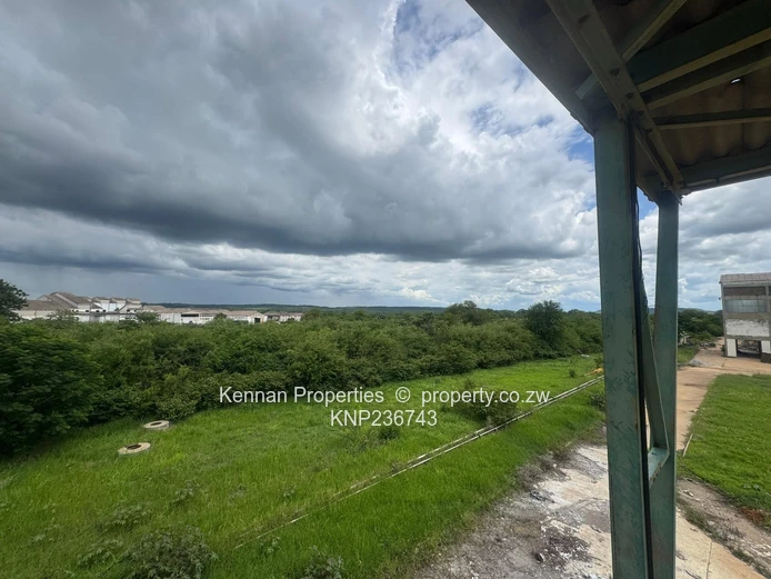 Beautiful Land for Sale in Kadoma 206 497 square metres