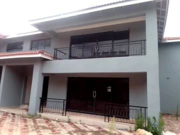 3 Bedroom Townhouse Complex