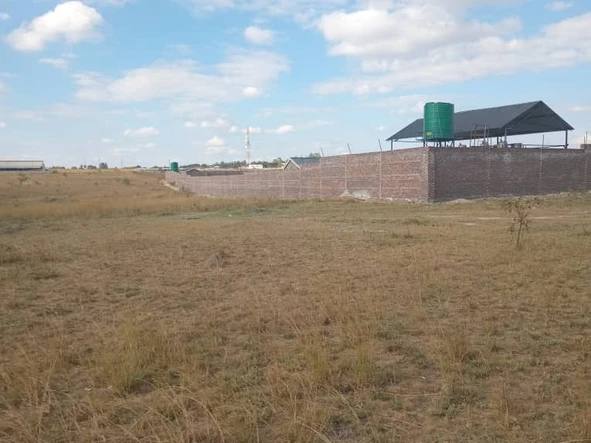 Commercial & Industrial Land