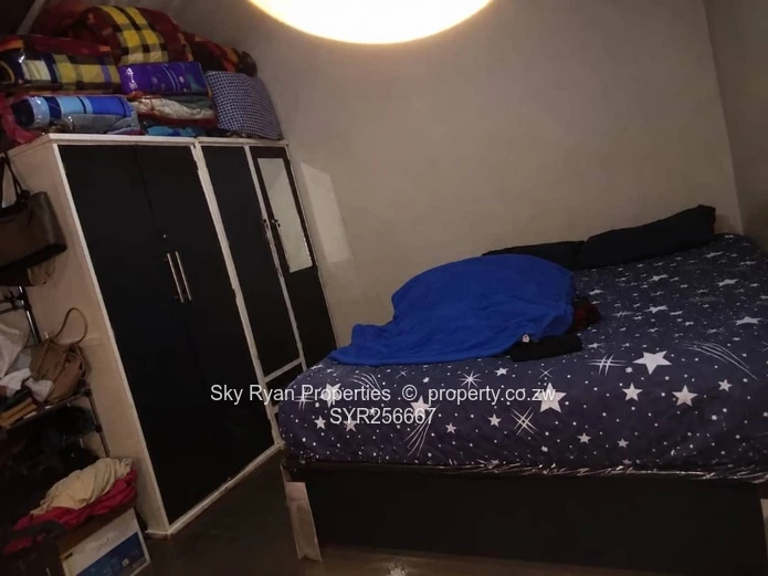 House For Sale In Zengeza Chitungwiza 