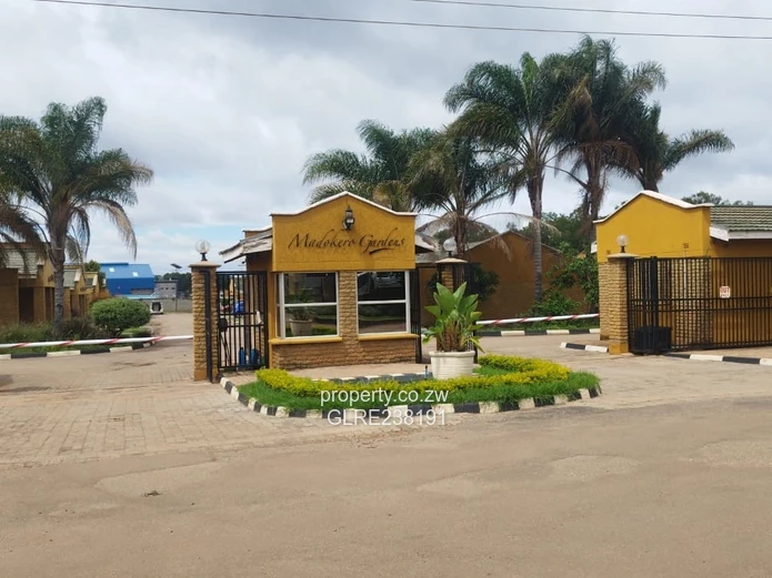 Madokero 2 bed neat garden flat for sale