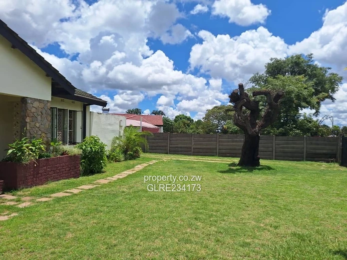 For Sale : A 3-Bedroom Sunridge Home That Has It All.