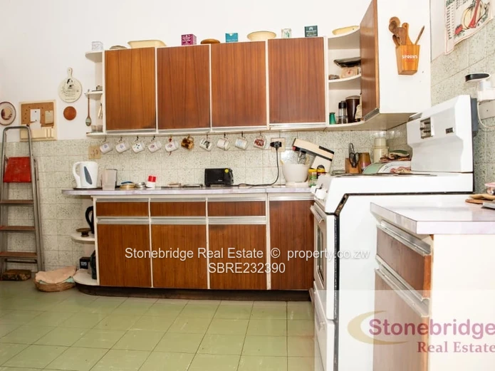 3 Bedroom House for Sale in Suburbs