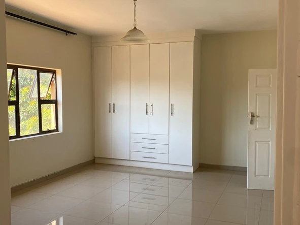 8 Bedroom House