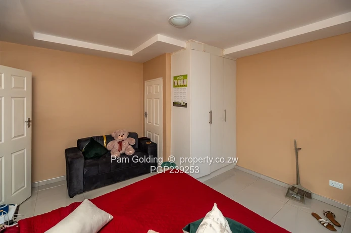 Newly built home in Westgate!