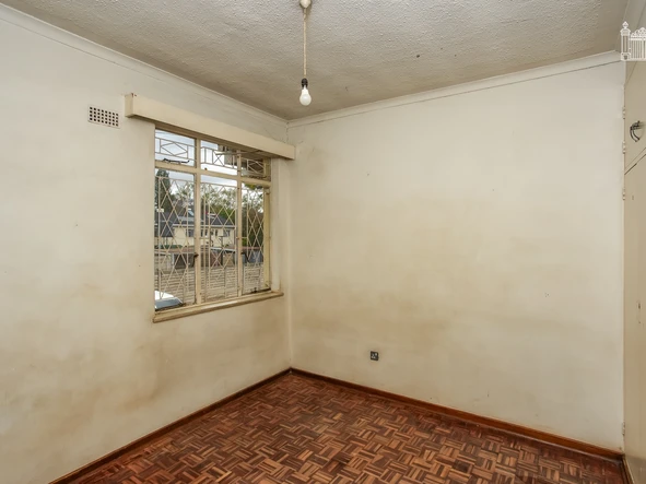 3 Bedroom Flat & Apartment