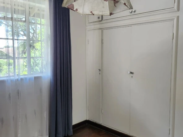 3 Bedroom Flat & Apartment