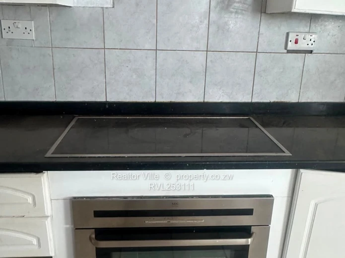 Mandara 5-Bed Townhouse with Borehole & Garden