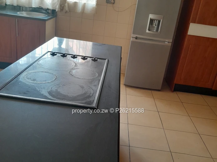 A 5 bedroomed house to let in Mt Pleasant heights phase 1