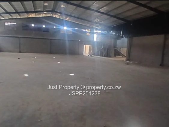 SUNWAY CITY WAREHOUISE(2 200 Sqm Under Roof): RENT