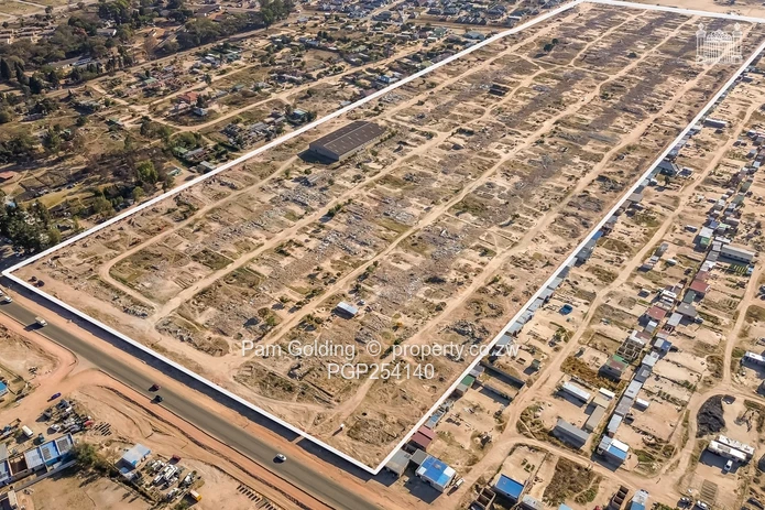 20 Hectares Ideal For A Mixed Use Development Along Chitungwiza Rd