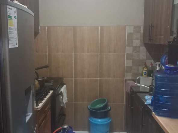 2 Bedroom Flat & Apartment