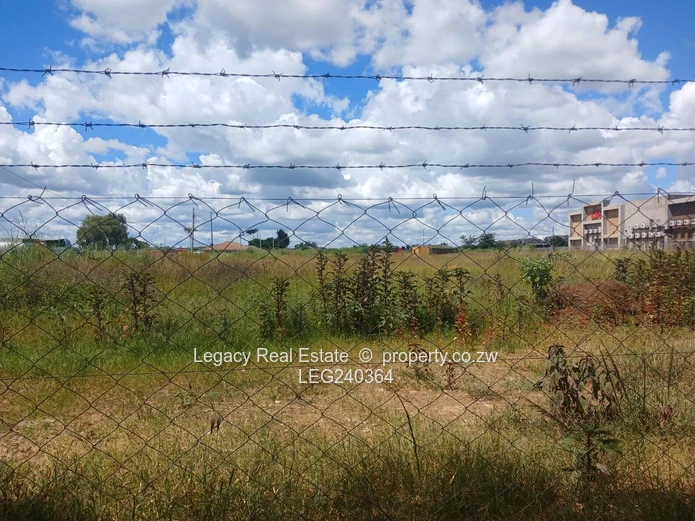 Prime Main Road Commercial Space In Tynwald