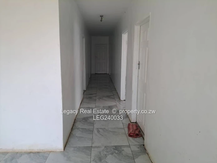 Westlea House For Sale Near Tynwald & Bulawayo Road