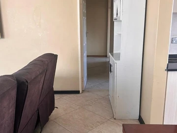 3 Bedroom Flat & Apartment