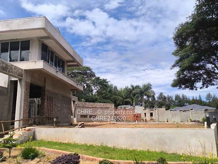 Gletwin House For Sale