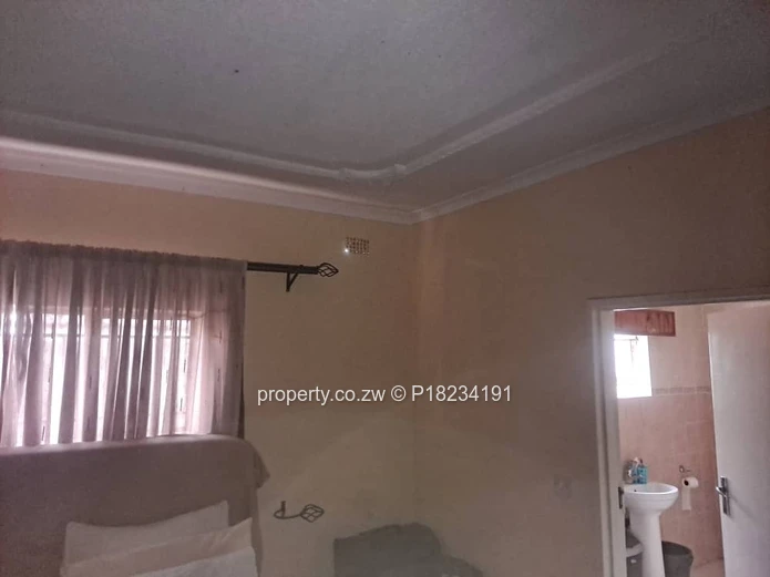 Tynwald, Harare West Spacious 4 bed home. 