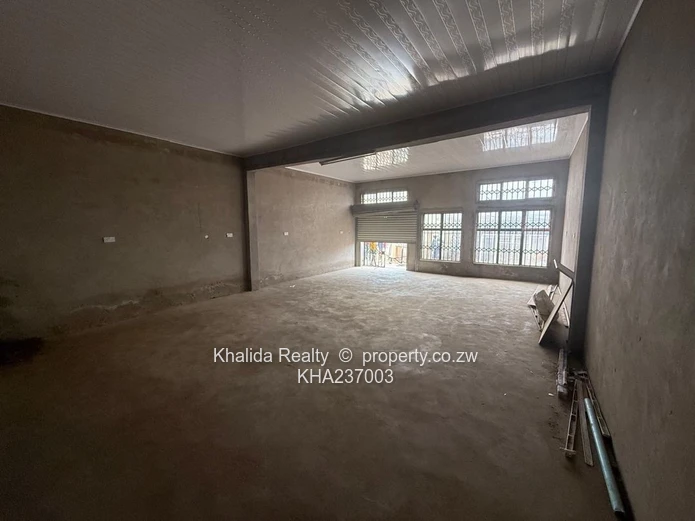 Chitungwiza Makoni shop for sale 