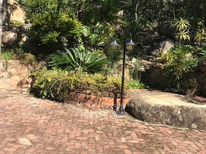 Luxurious Farmhouse Estate in Ruwa, Harare