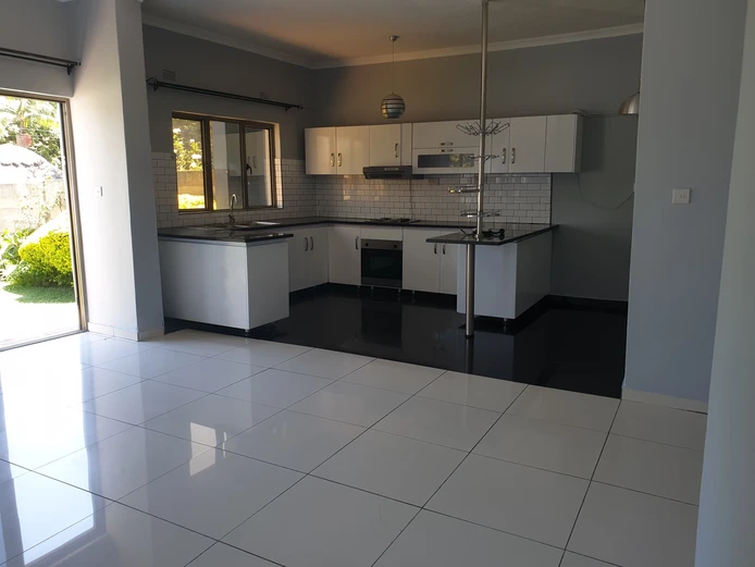 Newlands townhouse to rent 