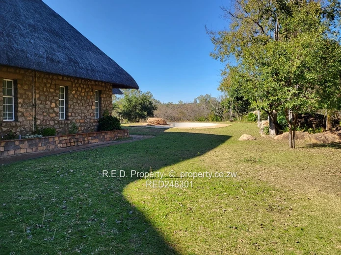 3 Bedroom Home In Burnside To Let!