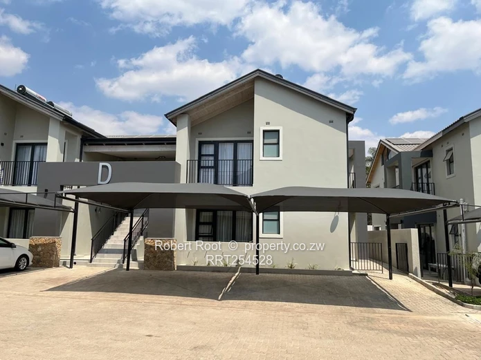 3 bed townhouse in Greendale