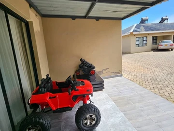 3 Bedroom Garden Flat