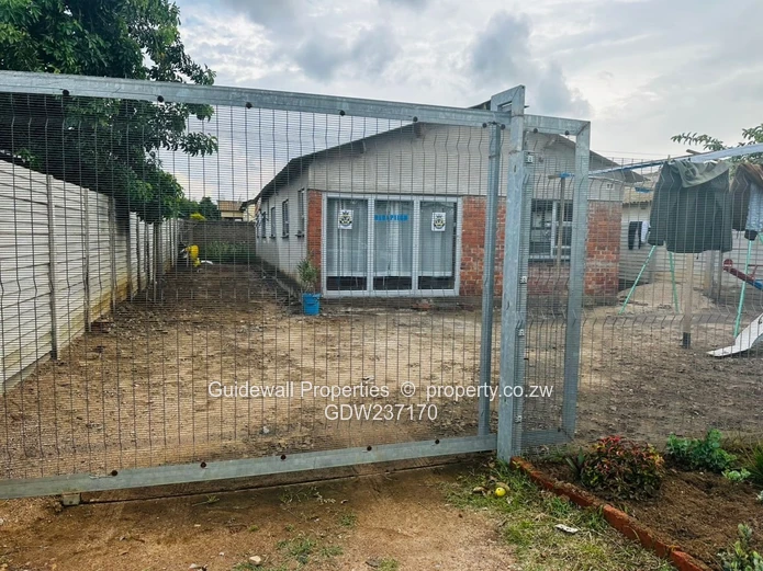 Budiriro 3, 5 bedroomed house for sale (Sole Mandate)